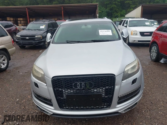 2014 Audi Q7 Premium Plus with VIN WA1LGAFE6ED017090, listed as a IAAI auction lot 42578109 with 145,357 mi miles and . Bid and sale history available at DreamBid. Image 6.