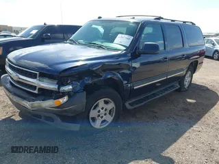 2004 Chevrolet Suburban LT with VIN 3GNEC16T24G290321, listed as a IAAI auction lot 41807808 with 176,964 mi miles. Bid and sale history available at carsss.com. Image 17.