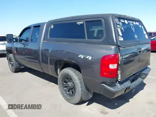 2010 Chevrolet Silverado 1500 LS with VIN 1GCSKREAXAZ137064, listed as a IAAI auction lot 42024758 with 125,401 mi miles and . Bid and sale history available at DreamBid. Image 3.