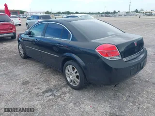 2008 Saturn Aura XE with VIN 1G8ZS57N18F132901, listed as a IAAI auction lot 40253166 with 187,665 mi miles. Bid and sale history available at carsss.com. Image 3.