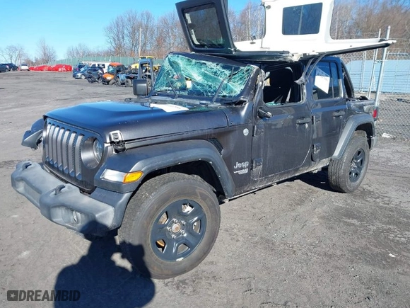 2019 Jeep Wrangler Unlimited Sport S with VIN 1C4HJXDG7KW572294, listed as a IAAI auction lot 41607986 with 61,734 mi miles. Bid and sale history available at carsss.com. Image 2.