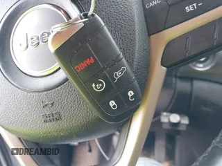 2017 Jeep Grand Cherokee 75th Anniversary с VIN 1C4RJEAG3HC669080, выставлен на аукционе IAAI как лот 41972337 с пробегом 169 054 миль миль и . История ставок и продаж доступна на DreamBid. Изображение 11.