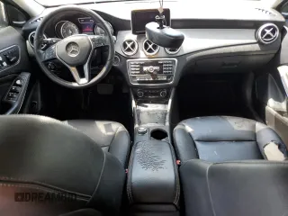2015 Mercedes-Benz GLA 250 z VIN WDCTG4EB6FJ141758, wystawiony jako Copart lot #57044845 z przebiegiem 156 485 mil mil oraz Tytuł czysty. Historia ofert i sprzedaży dostępna na DreamBid. Obrazek 8.