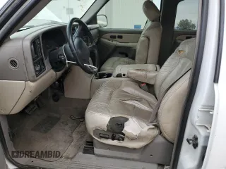 2002 Chevrolet Suburban LT with VIN 1GNFK16Z62J301344, listed as a Copart auction lot 86625244 with 271,596 mi miles and Salvage title. Bid and sale history available at DreamBid. Image 7.