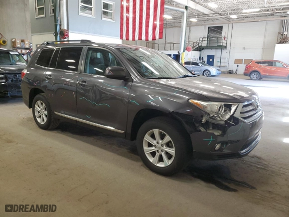 2011 Toyota Highlander with VIN 5TDBK3EH5BS046930, listed as a Copart auction lot 49310455 with 179,435 mi miles and Salvage Title. Bid and sale history available at carsss.com. Image 4.