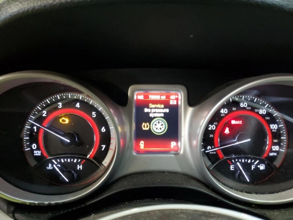 2019 Dodge Journey SE z VIN 3C4PDCBG4KT873206, wystawiony jako Copart lot #58193915 z przebiegiem 72 532 mil mil oraz Czysty tytuł • Clean title. Historia ofert i sprzedaży dostępna na DreamBid. Obrazek 9.