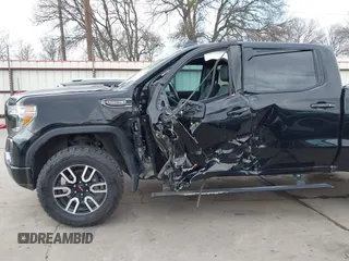 2022 GMC Sierra 1500 Limited AT4 with VIN 3GTP9EEL4NG213122, listed as a IAAI auction lot 41582519 with 85,936 mi miles. Bid and sale history available at carsss.com. Image 18.