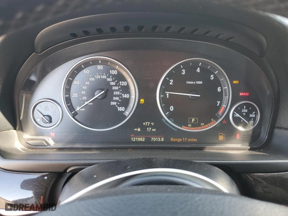 2015 BMW 5 Series 528i with VIN WBA5A5C52FD516821, listed as a Copart auction lot 46115615 with 121,962 mi miles and Clean Title. Bid and sale history available at carsss.com. Image 9.
