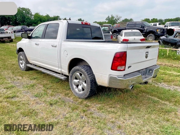 2015 Ram 1500 Outdoorsman z VIN 1C6RR7LM1FS688552, wystawiony jako Copart lot #57871575 z przebiegiem Nie podano mil oraz Czysty tytuł • Clean title. Historia ofert i sprzedaży dostępna na DreamBid. Obrazek 3.