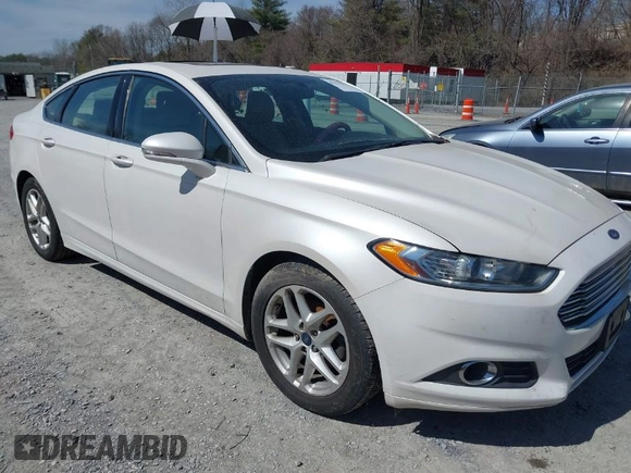 2015 Ford Fusion SE with VIN 3FA6P0HD1FR156236, listed as a IAAI auction lot 41757479 with 154,946 mi miles. Bid and sale history available at carsss.com. Image 1.