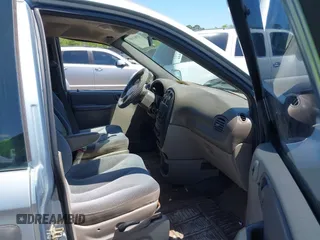 2003 Dodge Caravan SE with VIN 1D4GP243X3B269466, listed as a IAAI auction lot 41963103 with 206,535 mi miles and . Bid and sale history available at DreamBid. Image 5.