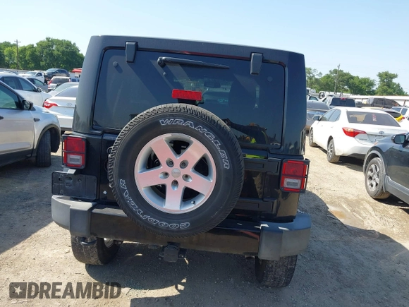 2015 Jeep Wrangler Unlimited Sahara with VIN 1C4BJWEG0FL717536, listed as a IAAI auction lot 42004096 with 90,802 mi miles and . Bid and sale history available at DreamBid. Image 16.