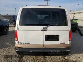1999 GMC Safari with VIN 1GKDM19W2XB502093, listed as a Copart auction lot 81719764 with 107,191 mi miles and Clean Title. Bid and sale history available at carsss.com. Image 6.
