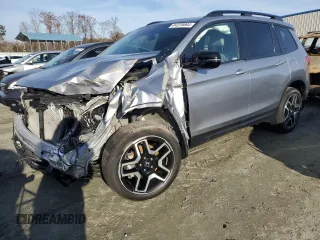 2022 Honda Passport Elite with VIN 5FNYF8H05NB029121, listed as a Copart auction lot 84228064 with 25,154 mi miles and Salvage Title. Bid and sale history available at carsss.com. Image 1.