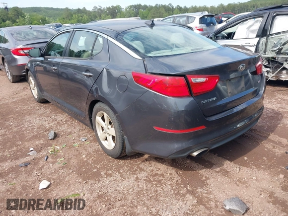 2015 Kia Optima LX z VIN KNAGM4A73F5639519, wystawiony jako IAAI lot #42266700 z przebiegiem 131 101 mil mil oraz . Historia ofert i sprzedaży dostępna na DreamBid. Obrazek 3.