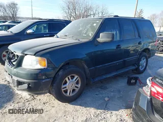 2004 Ford Expedition Special Service with VIN 1FMRU15W14LA12589, listed as a IAAI auction lot 41363469 with 210,280 mi miles. Bid and sale history available at carsss.com. Image 17.