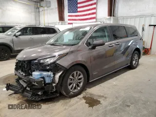 2021 Toyota Sienna XLE z VIN 5TDYSKFC8MS012409, wystawiony jako Copart lot #57870055 z przebiegiem 82 107 mil mil oraz Szkoda całkowita • Salvage title. Historia ofert i sprzedaży dostępna na DreamBid. Obrazek 1.