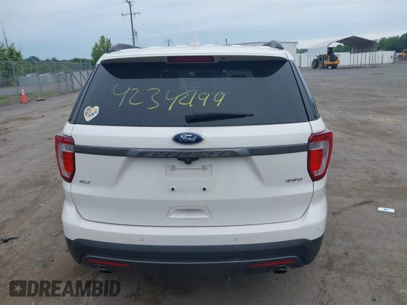 2017 Ford Explorer XLT z VIN 1FM5K8D84HGB85845, wystawiony jako IAAI lot #42342199 z przebiegiem 86 378 mil mil oraz . Historia ofert i sprzedaży dostępna na DreamBid. Obrazek 16.