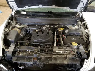 2015 Jeep Cherokee Trailhawk with VIN 1C4PJMBS6FW572245, listed as a Copart auction lot 51992855 with 150,719 mi miles and Clean title. Bid and sale history available at DreamBid. Image 12.