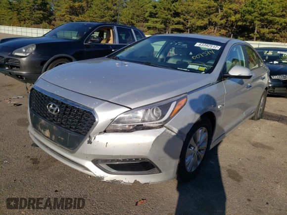 2016 Hyundai Sonata Hybrid SE with VIN KMHE24L1XGA009574, listed as a Copart auction lot 63392512 with 213,244 mi miles. Bid and sale history available at carsss.com. Image 2.