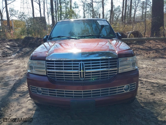 2012 Lincoln Navigator with VIN 5LMJJ2H51CEL08839, listed as a IAAI auction lot 41921925 with 430,163 mi miles. Bid and sale history available at carsss.com. Image 12.