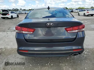 2017 Kia Optima LX z VIN 5XXGT4L38HG124210, wystawiony jako Copart lot #62261805 z przebiegiem 88 310 mil mil oraz Czysty tytuł • Clean title. Historia ofert i sprzedaży dostępna na DreamBid. Obrazek 6.