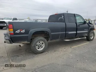 2005 GMC Sierra 2500HD SLT with VIN 1GTHK29U05E307645, listed as a Copart auction lot 80295834 with 151,225 mi miles and Salvage title. Bid and sale history available at DreamBid. Image 3.