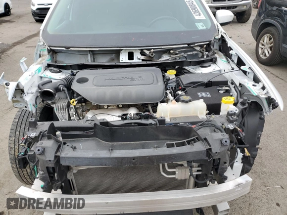 2020 Jeep Cherokee Altitude with VIN 1C4PJMLB9LD518928, listed as a Copart auction lot 43690845 with 55,377 mi miles and Salvage Title. Bid and sale history available at carsss.com. Image 12.