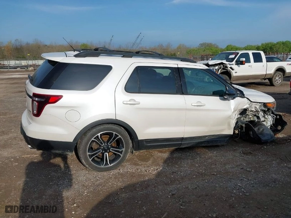 2015 Ford Explorer Sport with VIN 1FM5K8GT1FGC11511, listed as a IAAI auction lot 41922269 with 163,014 mi miles. Bid and sale history available at carsss.com. Image 13.