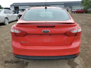 2012 Ford Focus SE with VIN 1FAHP3F23CL153439, listed as a Copart auction lot 60238075 with 126,360 mi miles and Clean title. Bid and sale history available at DreamBid. Image 6.