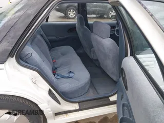 1996 Oldsmobile Cutlass Supreme S z VIN 1G3WH52M8TF346878, wystawiony jako IAAI lot #41827990 z przebiegiem 124 705 mil mil oraz . Historia ofert i sprzedaży dostępna na DreamBid. Obrazek 8.