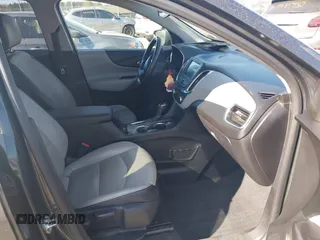 2018 Chevrolet Equinox LT with VIN 2GNAXTEX7J6157354, listed as a IAAI auction lot 41674940 with 137,806 mi miles. Bid and sale history available at carsss.com. Image 5.