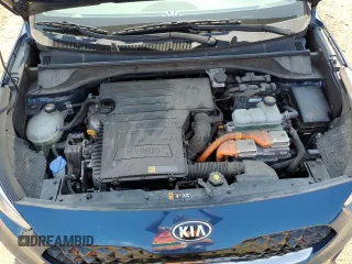 2020 Kia Niro LX with VIN KNDCB3LC9L5396418, listed as a Copart auction lot 62773713 with 83,064 mi miles and Salvage Title. Bid and sale history available at carsss.com. Image 13.