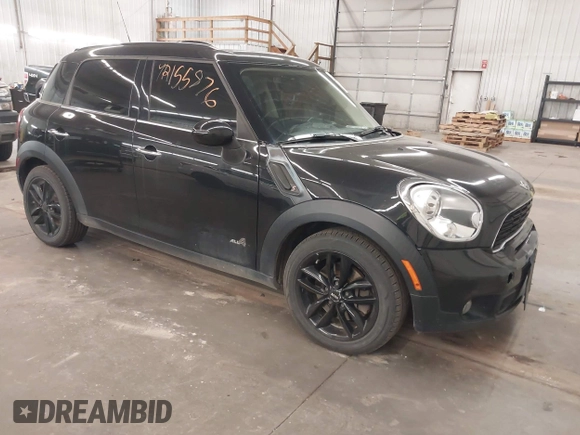 2012 MINI Countryman S z VIN WMWZC5C57CWL55975, wystawiony jako IAAI lot #42155876 z przebiegiem 126 637 mil mil oraz . Historia ofert i sprzedaży dostępna na DreamBid. Obrazek 1.