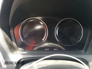 2020 BMW M2 Competition z VIN WBS2U7C07L7F52877, wystawiony jako Copart lot #51339824 z przebiegiem 37 070 mil mil oraz Szkoda całkowita • Salvage title. Historia ofert i sprzedaży dostępna na DreamBid. Obrazek 9.