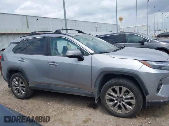 2024 Toyota RAV4 XLE Premium with VIN 2T3C1RFV2RC263246, listed as a IAAI auction lot 42156347 with 23,456 mi miles and . Bid and sale history available at DreamBid. Image 14.