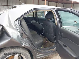 2010 Ford Fusion SE с VIN 3FAHP0HA5AR428603, выставлен на аукционе IAAI как лот 42055330 с пробегом 178 407 миль миль и . История ставок и продаж доступна на DreamBid. Изображение 8.