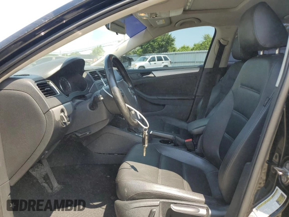 2013 Volkswagen Jetta SE с VIN 3VWDP7AJ3DM355421, выставлен на аукционе Copart как лот 63753015 с пробегом 203 322 миль миль и Списание • Salvage title. История ставок и продаж доступна на DreamBid. Изображение 7.