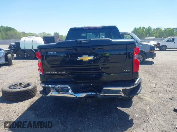2024 Chevrolet Silverado 1500 LTZ with VIN 2GCUDGED7R1152966, listed as a IAAI auction lot 42037717 with 13,609 mi miles and . Bid and sale history available at DreamBid. Image 17.