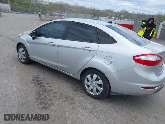 2014 Ford Fiesta SE with VIN 3FADP4BJ1EM206951, listed as a IAAI auction lot 42059193 with 174,950 mi miles. Bid and sale history available at carsss.com. Image 3.