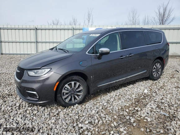 2023 Chrysler Pacifica Hybrid Limited with VIN 2C4RC1S7XPR588682, listed as a Copart auction lot 47543165 with 31,914 mi miles and Non Repairable. Bid and sale history available at carsss.com. Image 1.