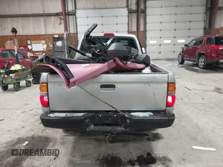 2004 Toyota Tacoma with VIN 5TEWN72N24Z344478, listed as a IAAI auction lot 41548440 with 204,448 mi miles and . Bid and sale history available at DreamBid. Image 17.