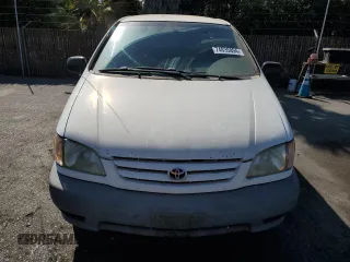 2002 Toyota Sienna CE with VIN 4T3ZF19C22U466357, listed as a Copart auction lot 74635894 with 285,291 mi miles and Clean Title. Bid and sale history available at carsss.com. Image 5.