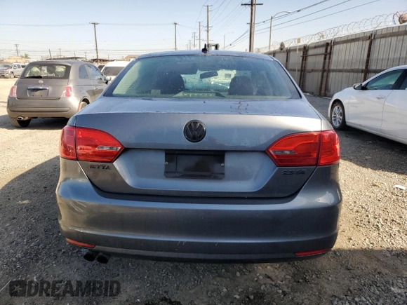 2013 Volkswagen Jetta Sedan SE with VIN 3VWDP7AJ4DM427114, listed as a Copart auction lot 52038615 with 186,429 mi miles and Salvage Title. Bid and sale history available at carsss.com. Image 6.