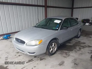2006 Ford Taurus SE z VIN 1FAFP53U76A195301, wystawiony jako IAAI lot #42180556 z przebiegiem 180 599 mil mil oraz . Historia ofert i sprzedaży dostępna na DreamBid. Obrazek 17.