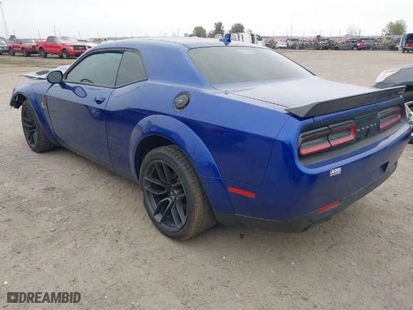 2022 Dodge Challenger R/T Scat Pack with VIN 2C3CDZFJ8NH185721, listed as a IAAI auction lot 40944089 with 27,564 mi miles. Bid and sale history available at carsss.com. Image 3.