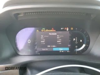 2024 Volvo XC40 Plus Bright Theme с VIN YV4L12UE4R2293380, выставлен на аукционе Copart как лот 87645985 с пробегом 12 288 миль миль и Списание • Salvage title. История ставок и продаж доступна на DreamBid. Изображение 9.