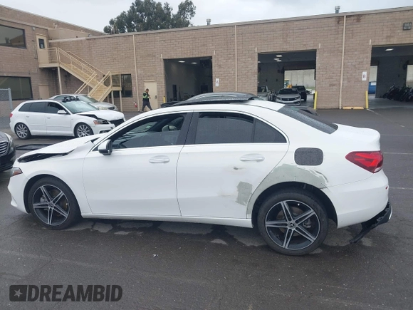 2022 Mercedes-Benz A 220 with VIN W1K3G4EB7NJ328176, listed as a IAAI auction lot 41891527 with 24,603 mi miles and . Bid and sale history available at DreamBid. Image 13.