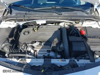 2019 Chevrolet Malibu LT with VIN 1G1ZD5ST1KF115201, listed as a IAAI auction lot 41998099 with 10,047 mi miles. Bid and sale history available at carsss.com. Image 10.