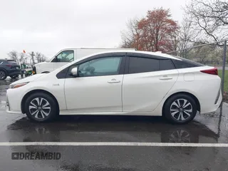 2017 Toyota Prius Plus with VIN JTDKARFP5H3004876, listed as a IAAI auction lot 41972573 with 148,670 mi miles and . Bid and sale history available at DreamBid. Image 14.